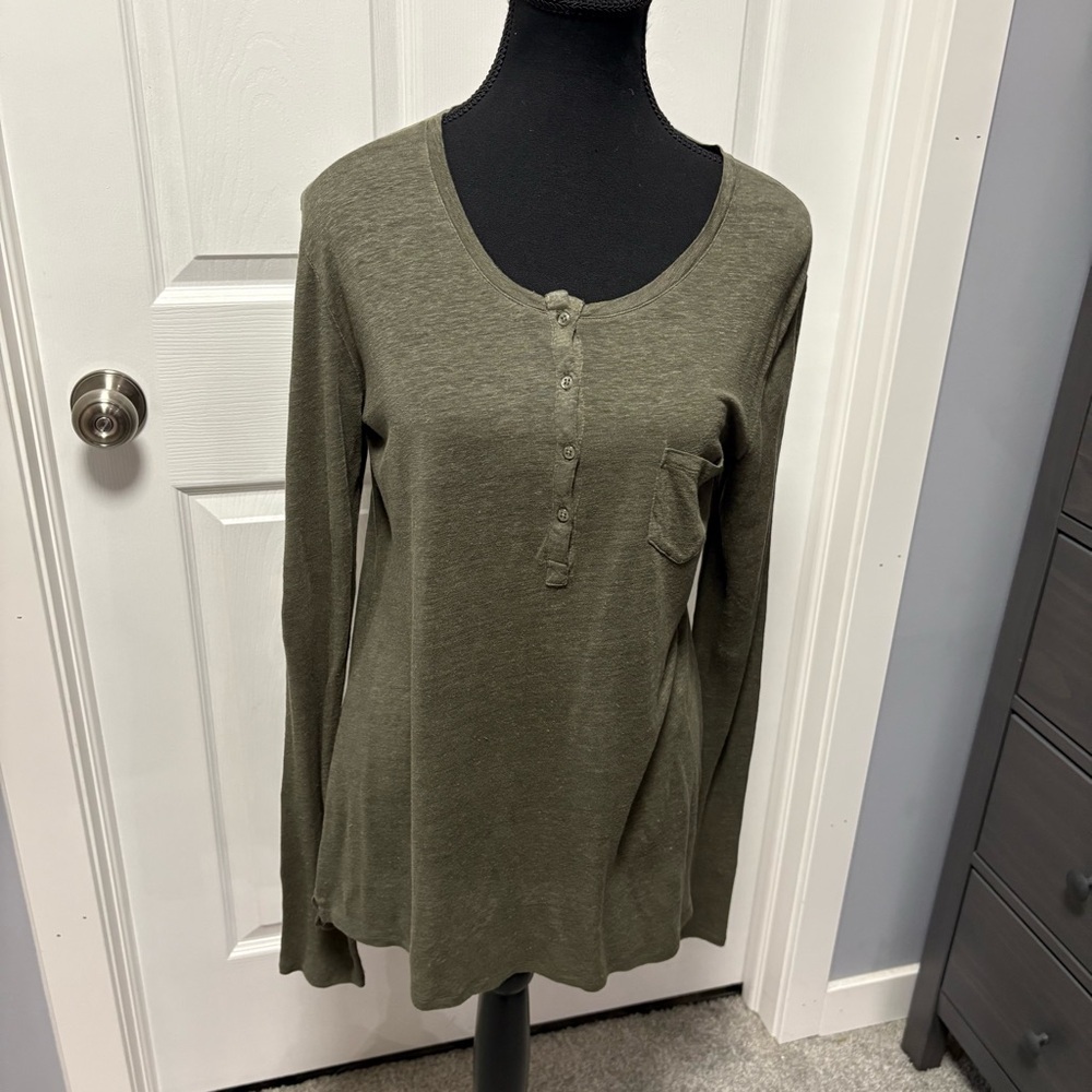 Rails Button Up Top